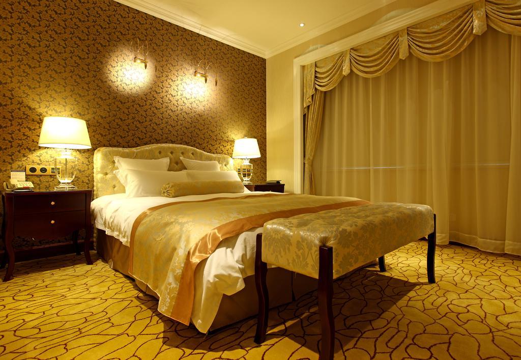 Alton Hotel Wuhu Екстер'єр фото