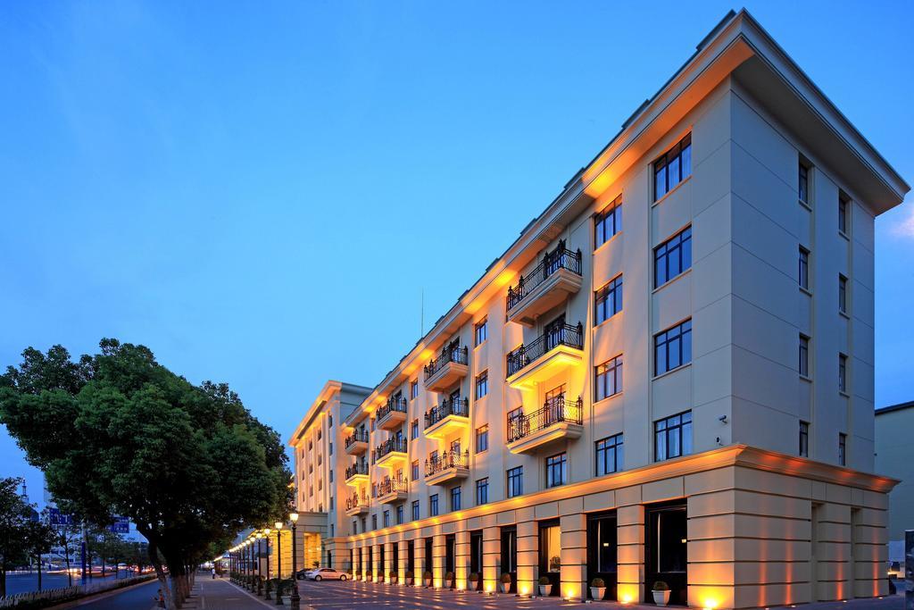 Alton Hotel Wuhu Екстер'єр фото