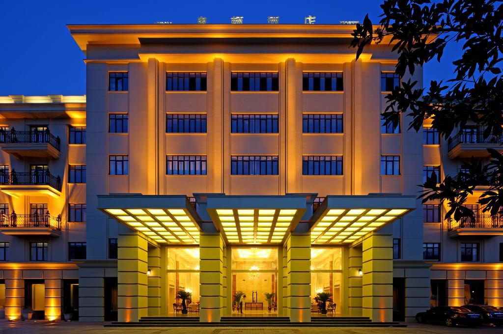 Alton Hotel Wuhu Екстер'єр фото